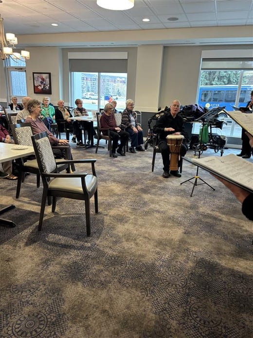 25_12 aster gardens - singer of note 1