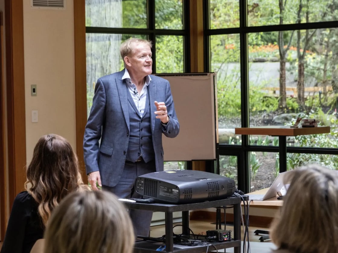 25_10-ol-uofa-partnership-dr-wagg